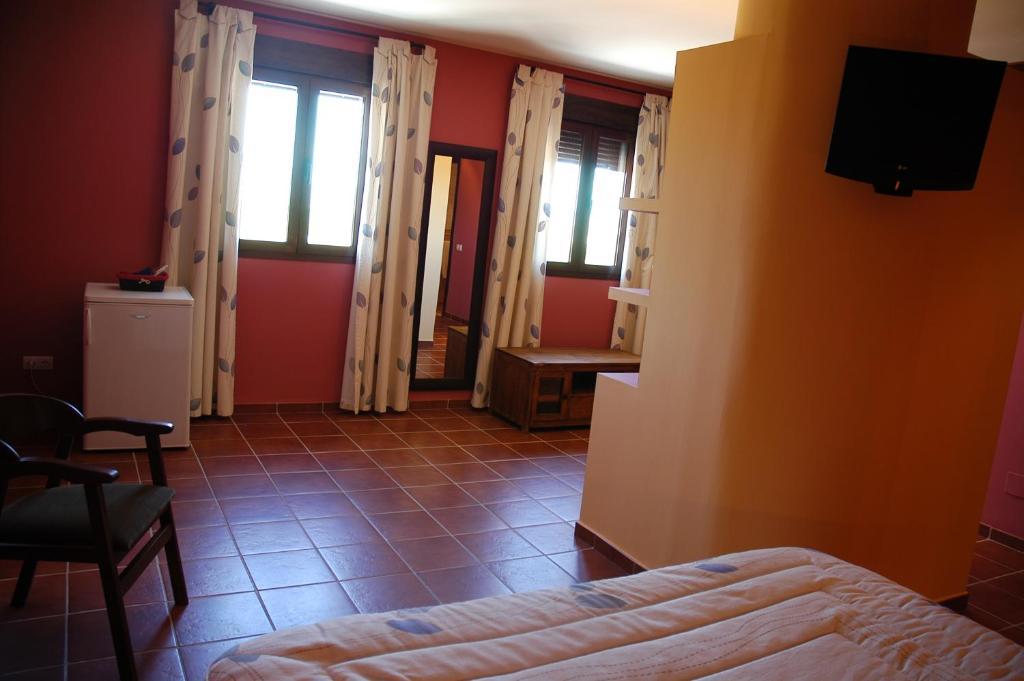 Hotel Rural Los Chaparros Freila Rom bilde
